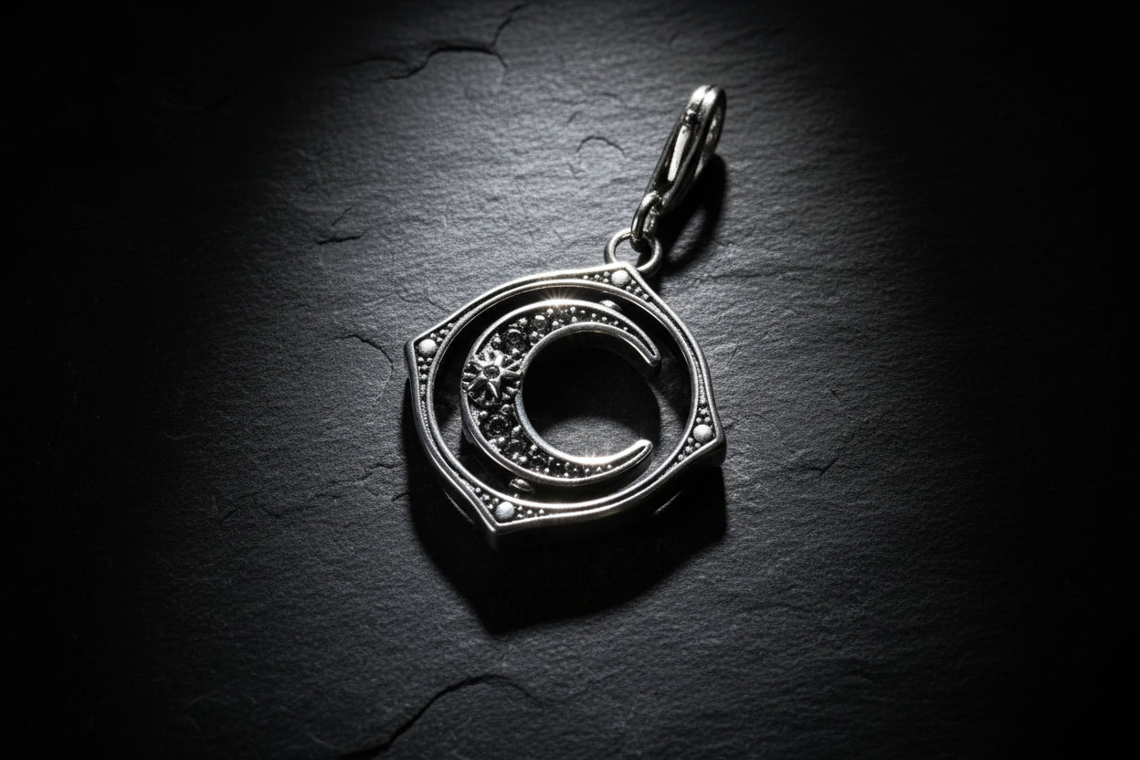 LUNA — Silver Charm